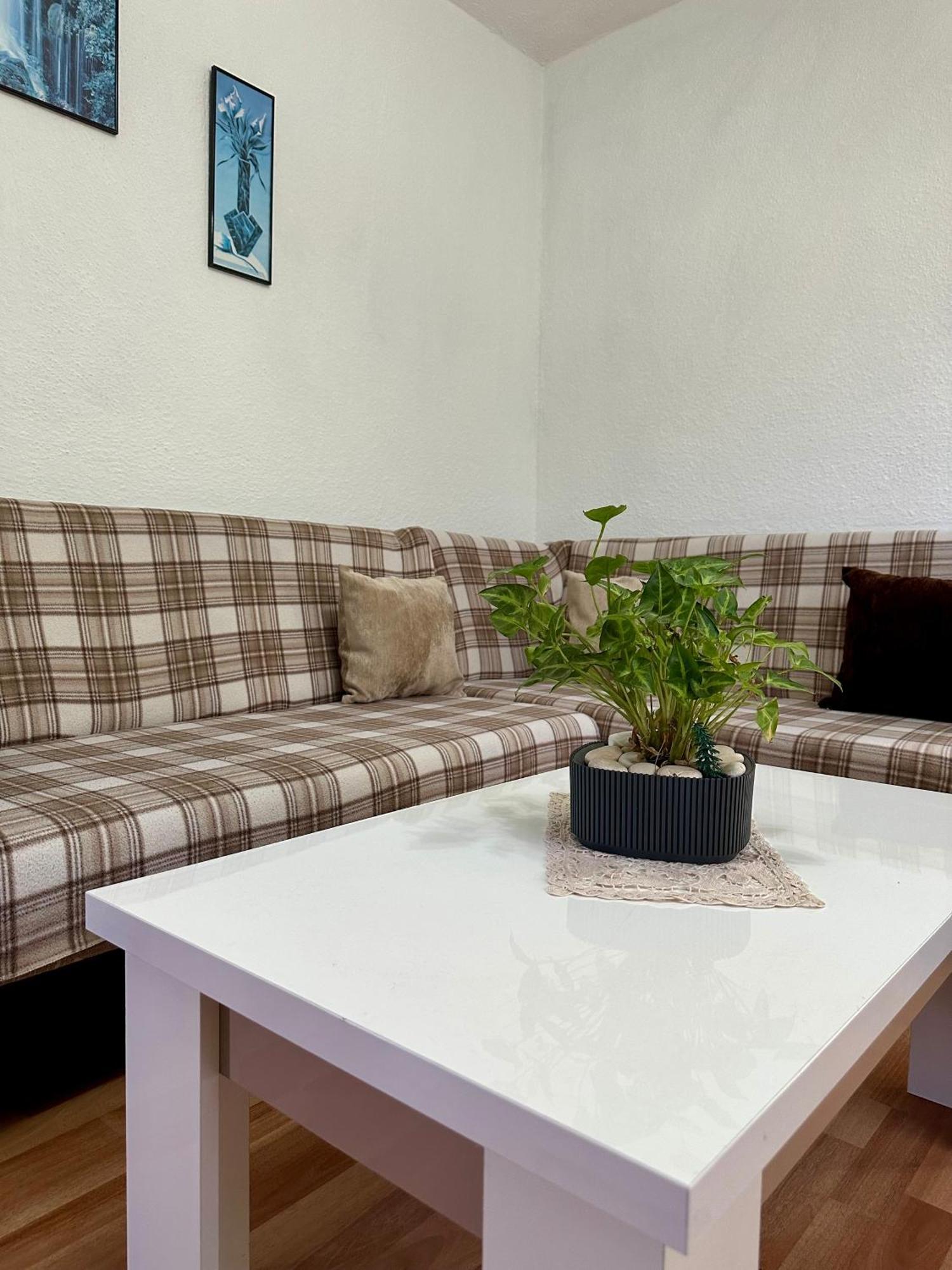 Jea House Apartment Pogradec Exterior photo